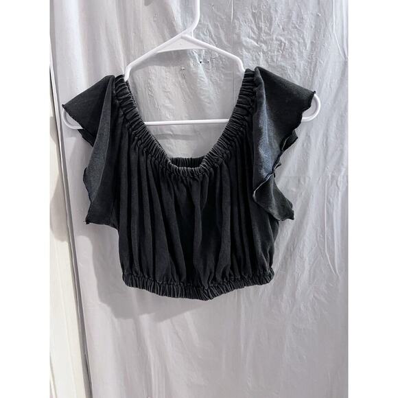 Urban Outfitters Tops - Urban Outfitters Ruffle Sleeve Crop Top Dark Gray Sz S